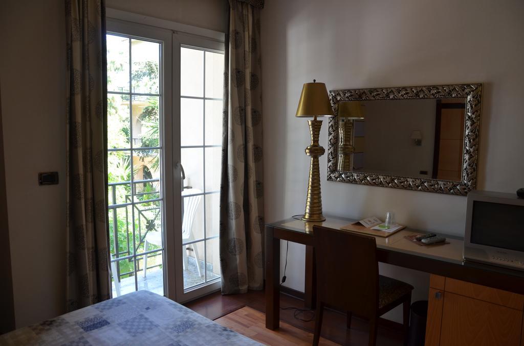 Regent Beach Hotel & Apartments Reggio di Calabria Zewnętrze zdjęcie